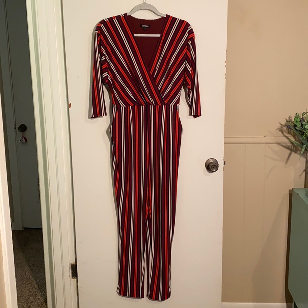 Striped romper with pockets!